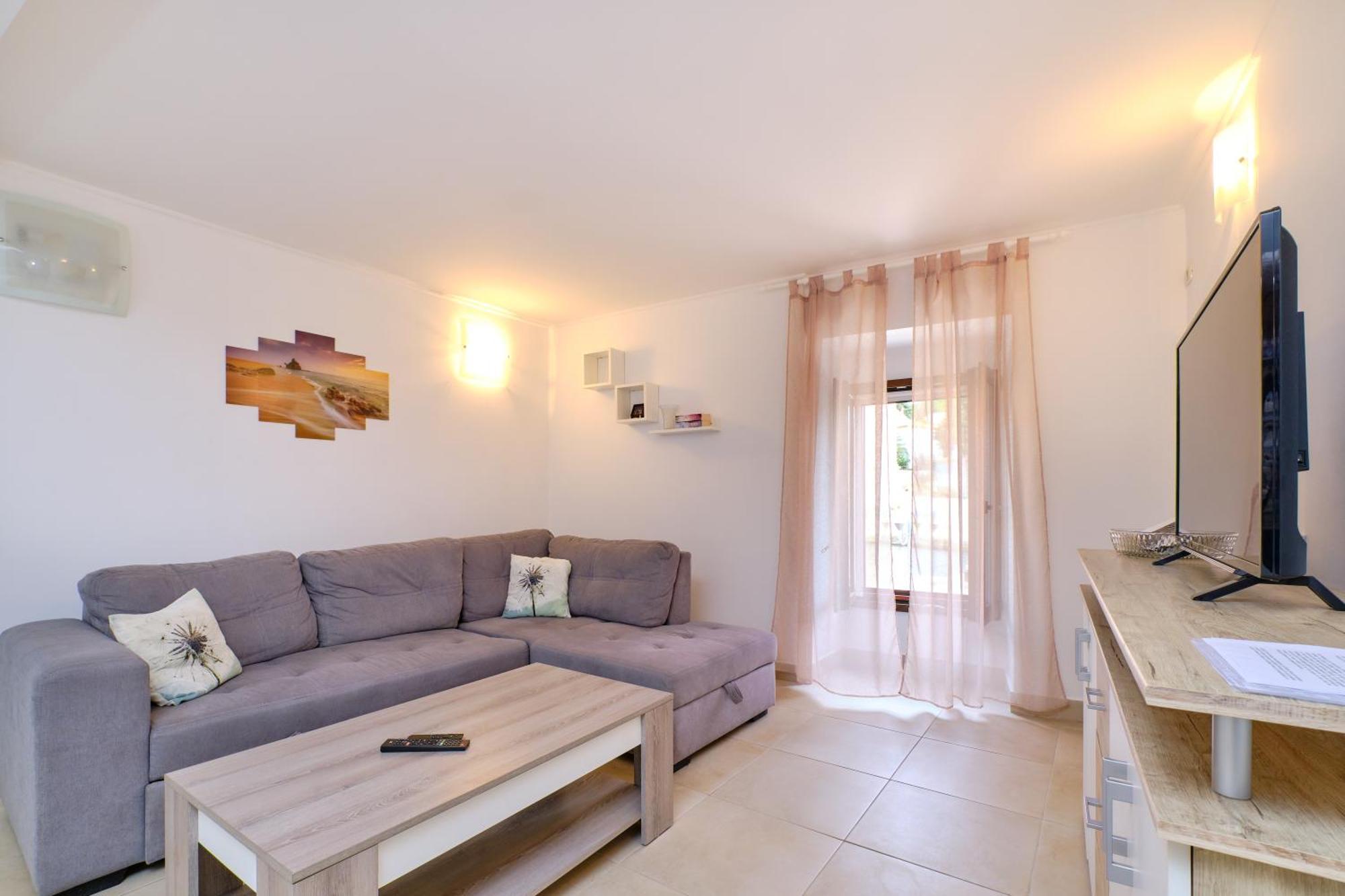 Apartments Antonella Veli Lošinj Eksteriør billede